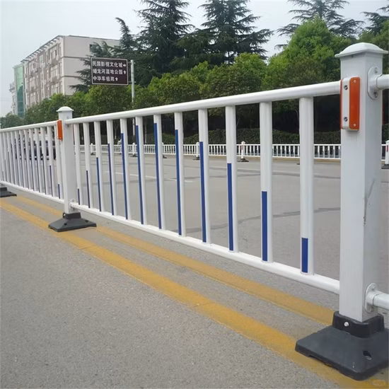 Factory Wholesale Road Guardrail Municipal Traffic Fence Zinc Steel Road Fence